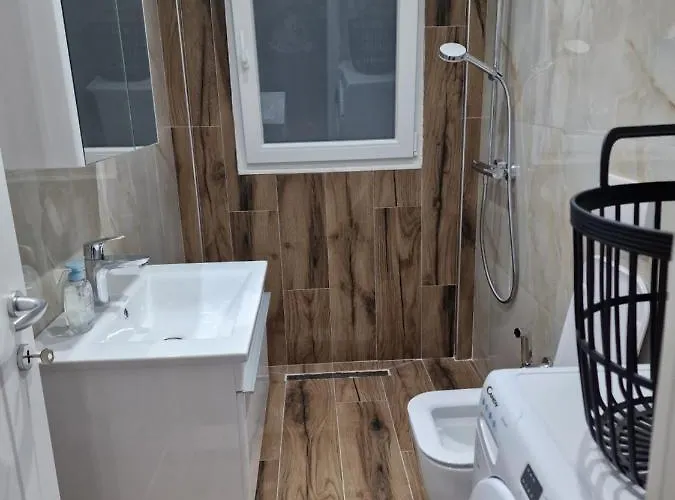 Pearl Adriatic Coast 4 Apartman Golem