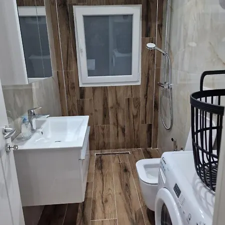 Pearl Adriatic Coast 4 Apartamento Golem (Tirana)