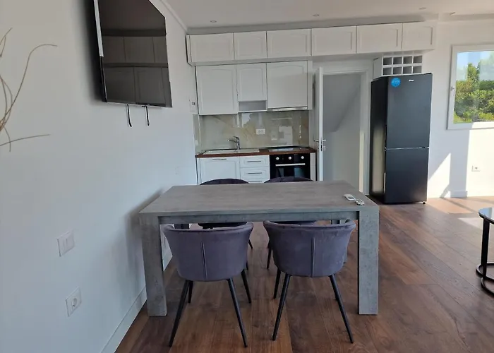 Apartment Pearl Adriatic Coast 4 *